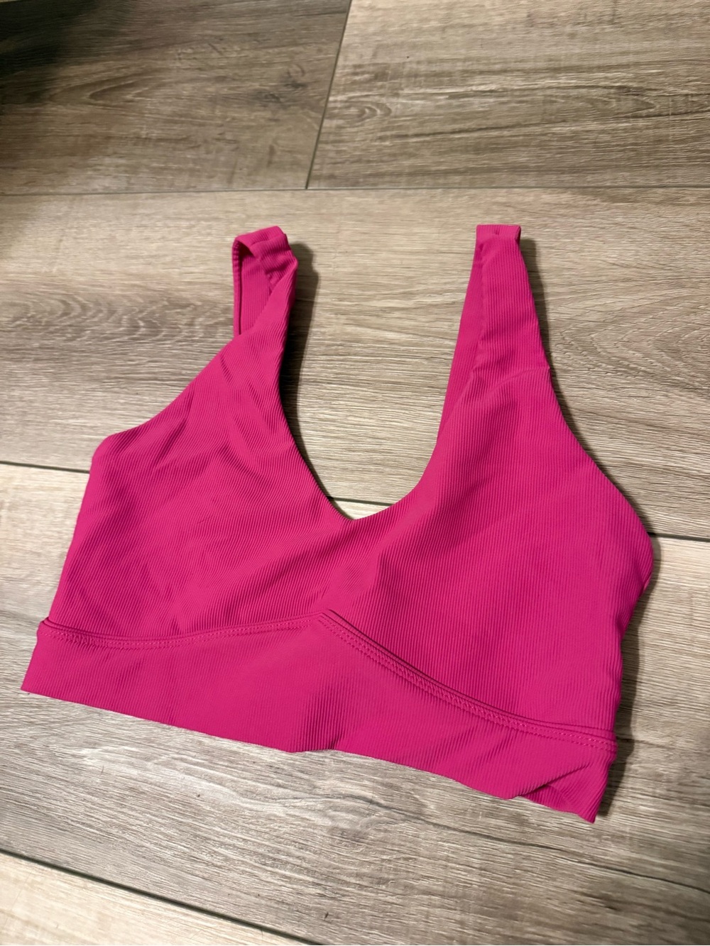 Seamless Ribbed Sports Bralette in Fuchsia Pink
